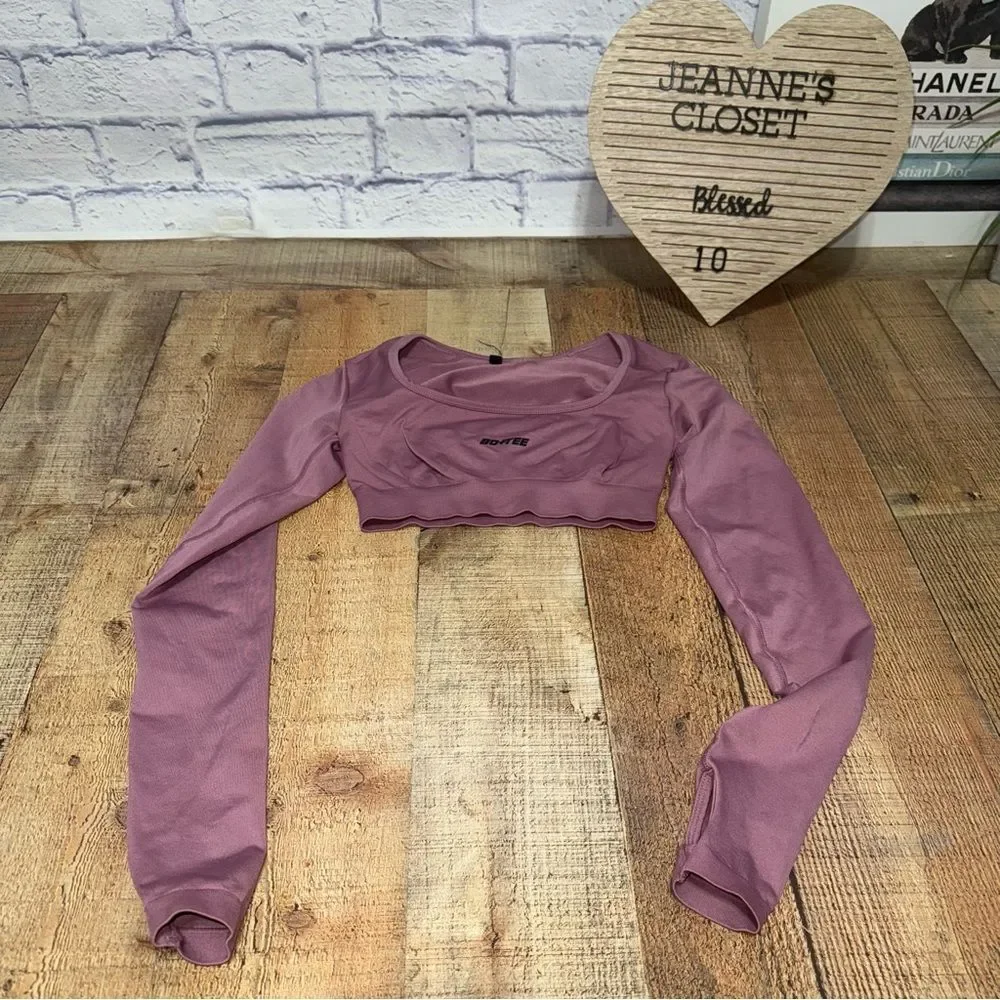 Bo + Tee Long Sleeve Crop Top
